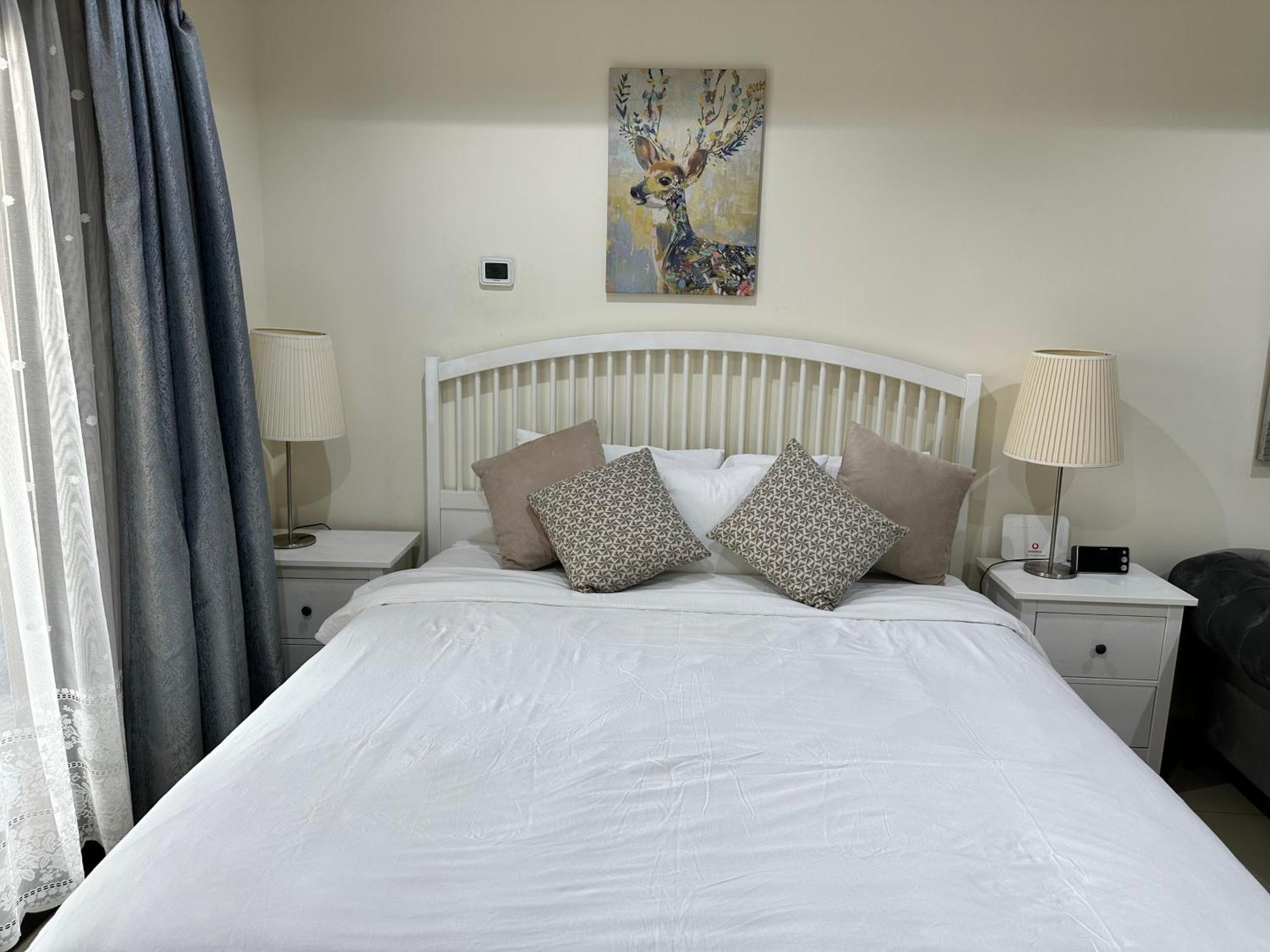 Alken Studio Apartment Doha Bagian luar foto